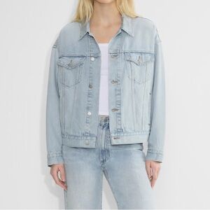 Denim Forum The ‘90s So-Soft Denim Jacket